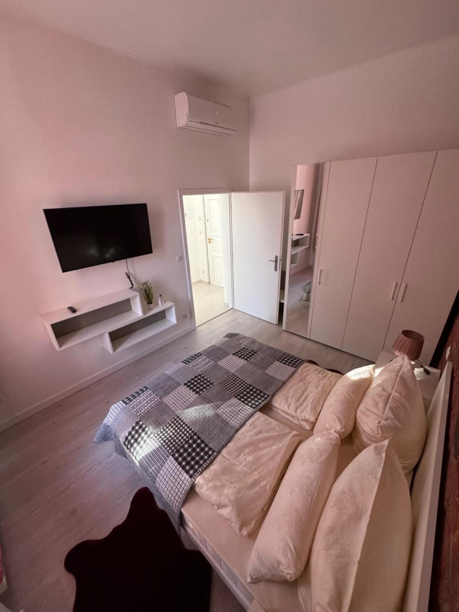 Apartmán Arbes 10 - At The Yellow Duck Praha